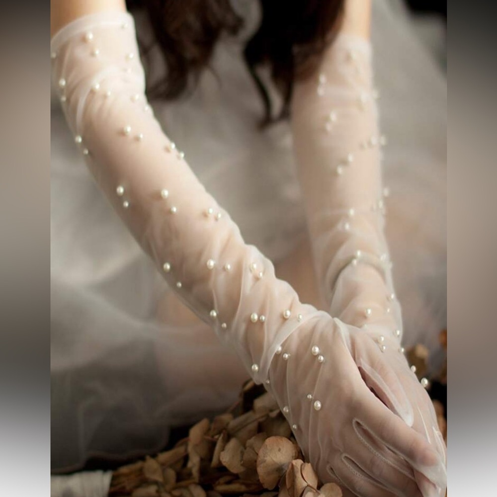 Formal Mesh Beaded Long Gloves NEW 🏷️